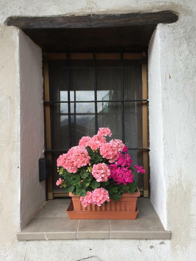 Maison Cassius Issogne Exterior foto